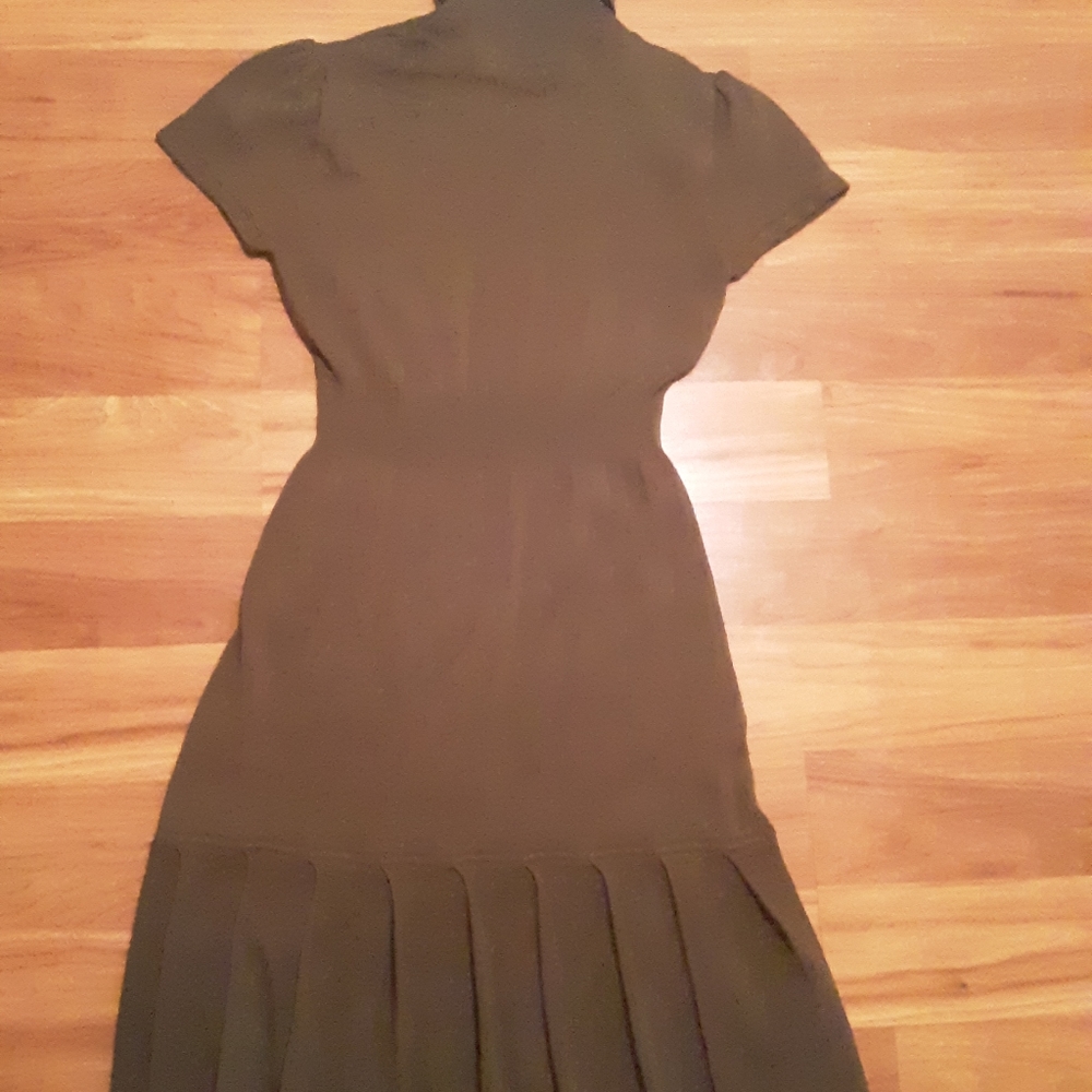 Short sleeve dress